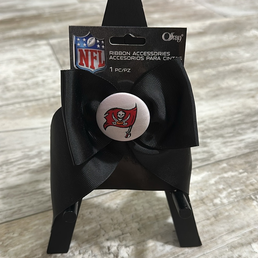 Tampa Bay Buccaneers Ribbon Accessory
